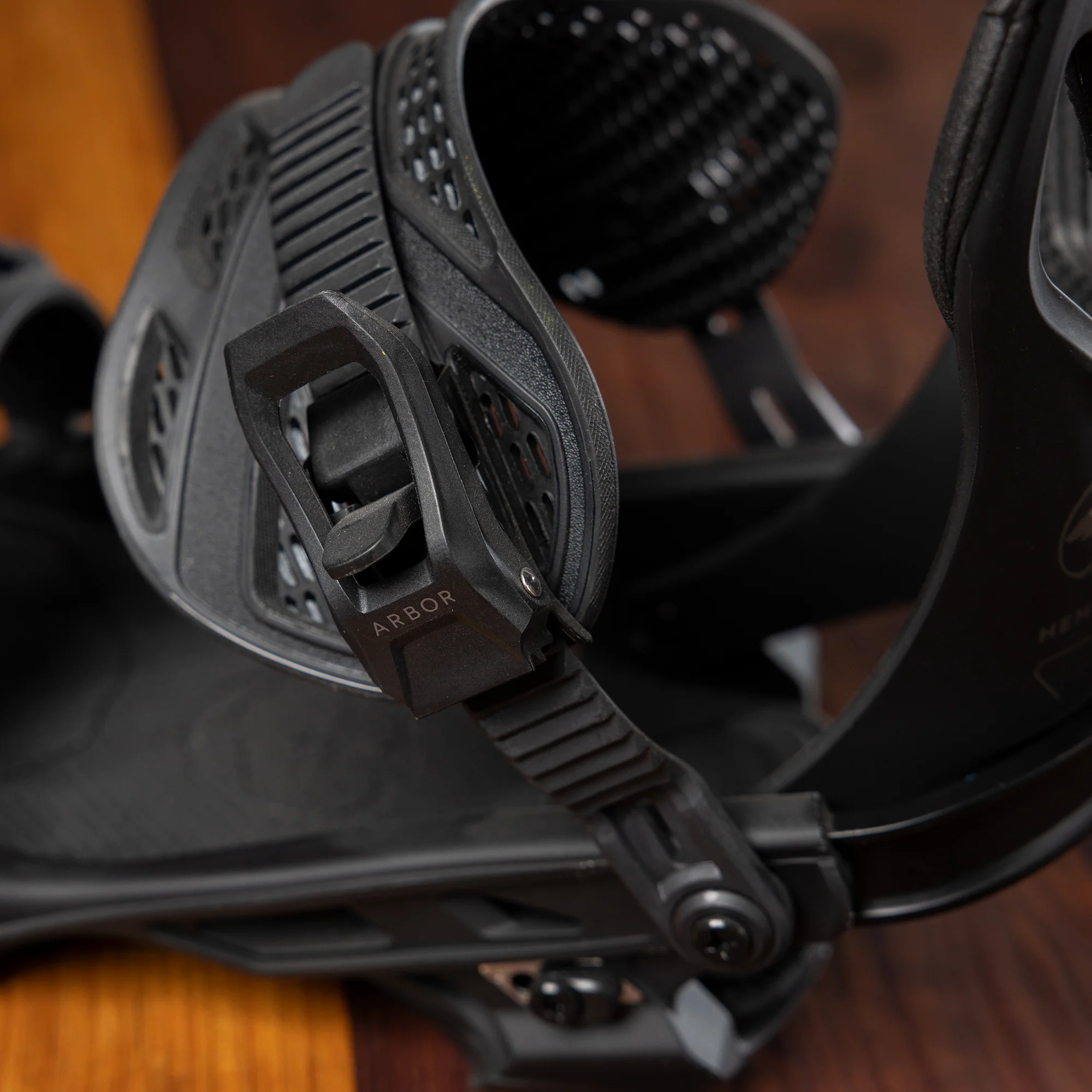 Hemlock Black - Image 7