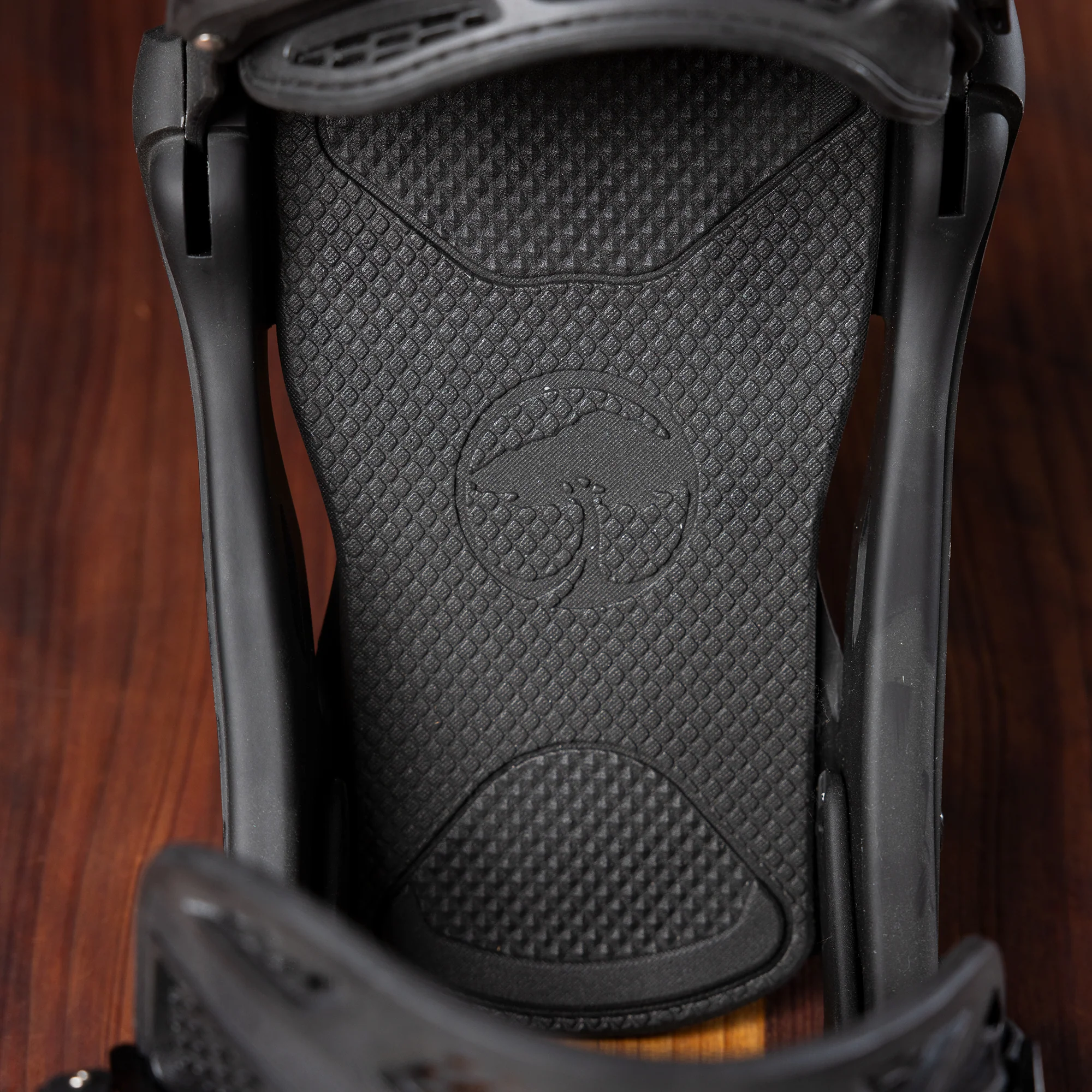 Hemlock Black - Image 8