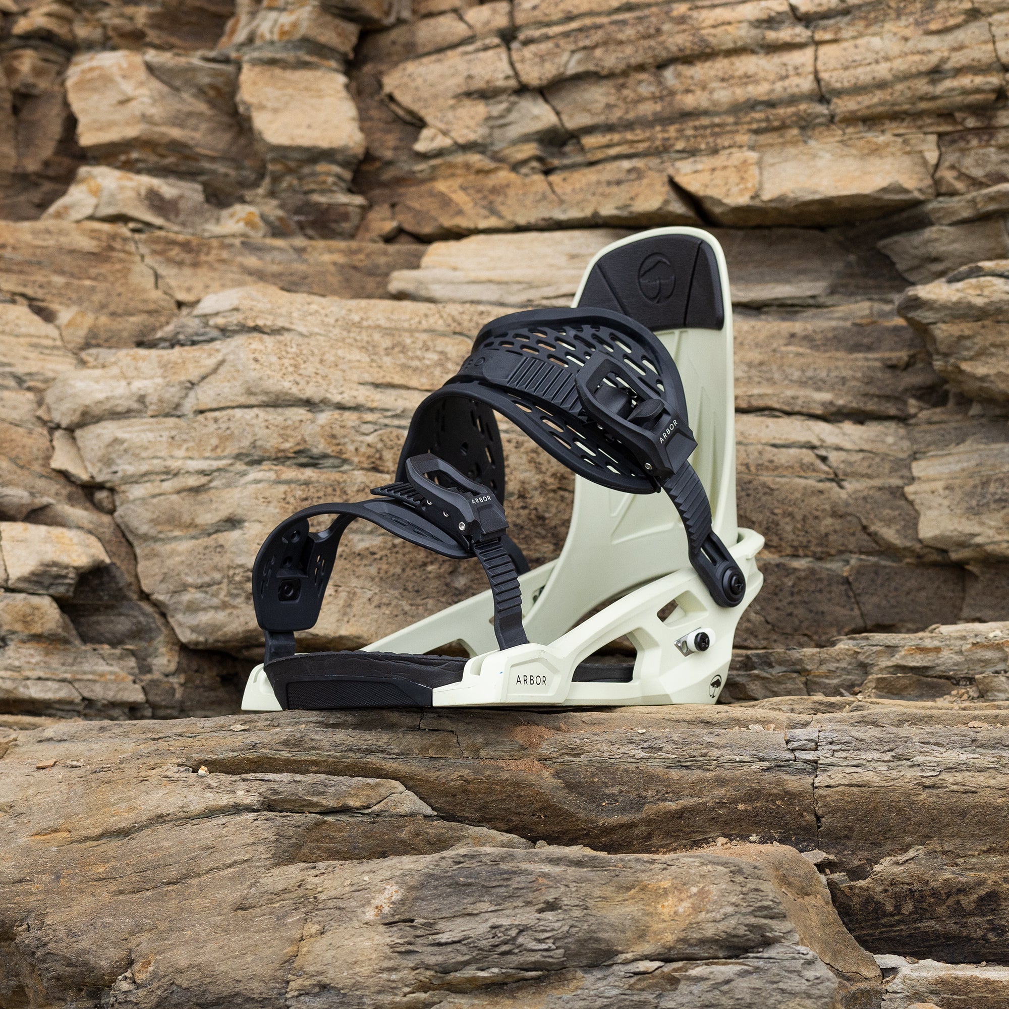 Spruce Off White - Image 15